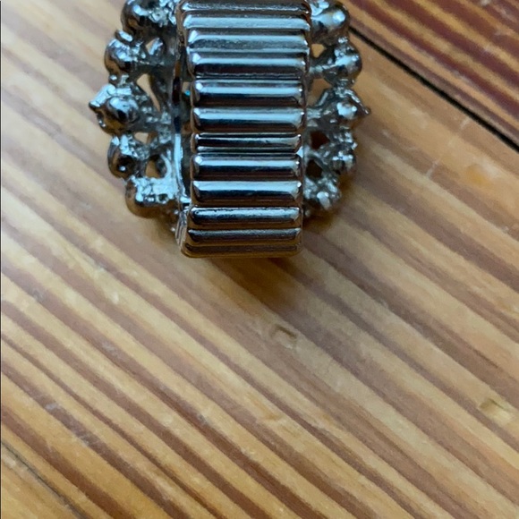 Ring - Picture 4 of 4